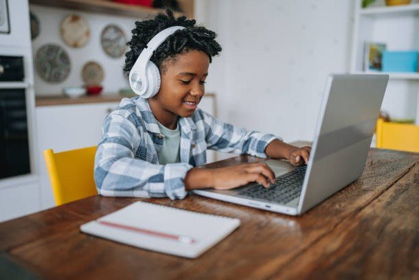 Full Form of Computer Explained: Meaning, Uses & Basics